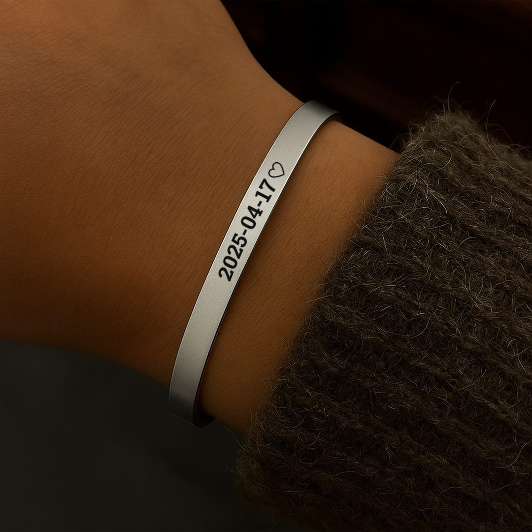 Unisex armband med personlig text – meningsfull present till pappa på fars dag eller jubileum.