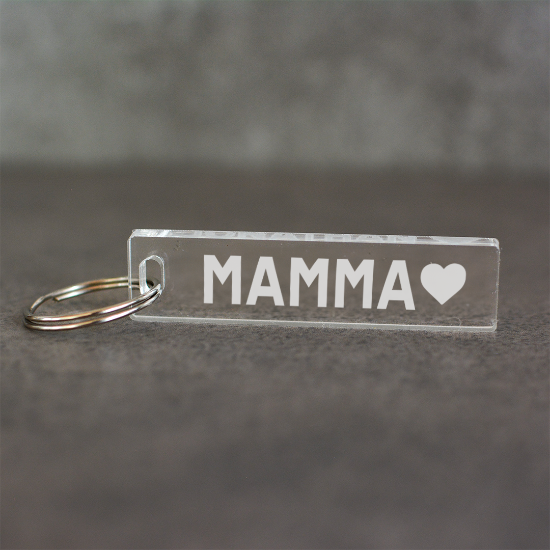 NYCKELRING MED NAMN INGRAVERAT